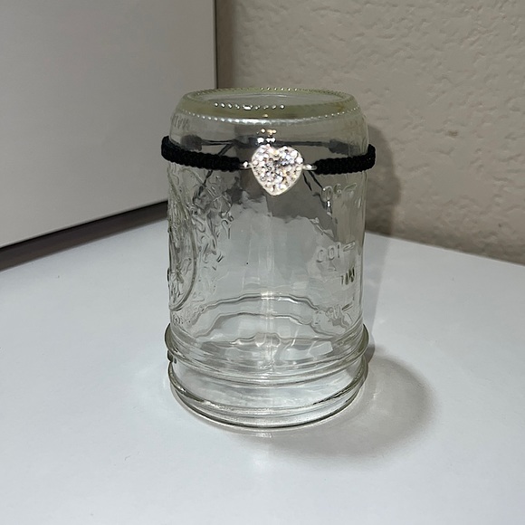 Adjustable Black and sliver woman’s/kids bracelet! Simple but cute! - Picture 2 of 3